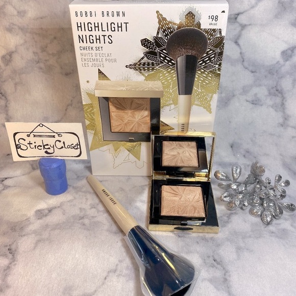 Bobbi Brown Other - Bobbi Brown Highlight Nights Cheek Set - 2pc, Brush, Illuminating Powder, NEW